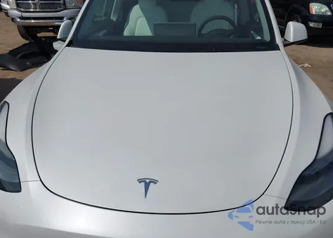 2023 Tesla Model Y Awd/Long Range Dual Motor All-Wheel Drive из США, поврежденный, VIN 7SAYGAEE6PF661250